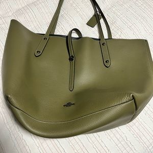 Coach Market Tote in Olive Green